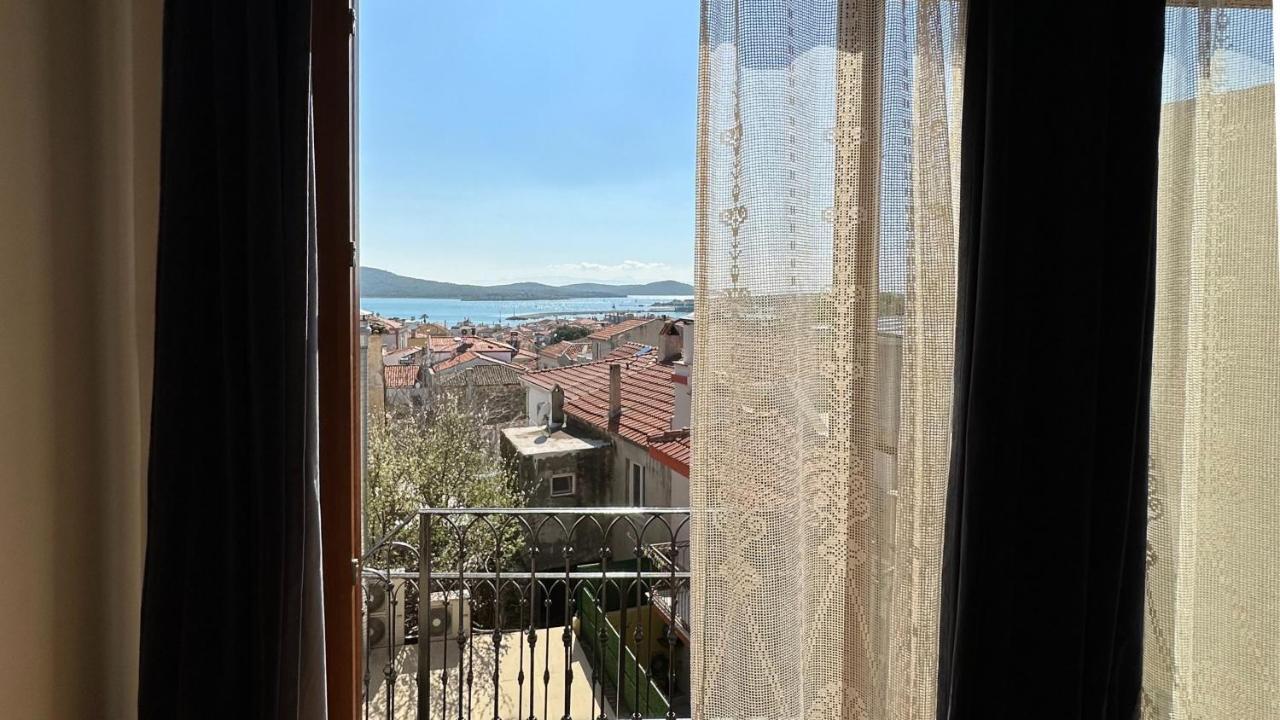 Cunda Konak Nazimaki Ayvalı Exteriör bild