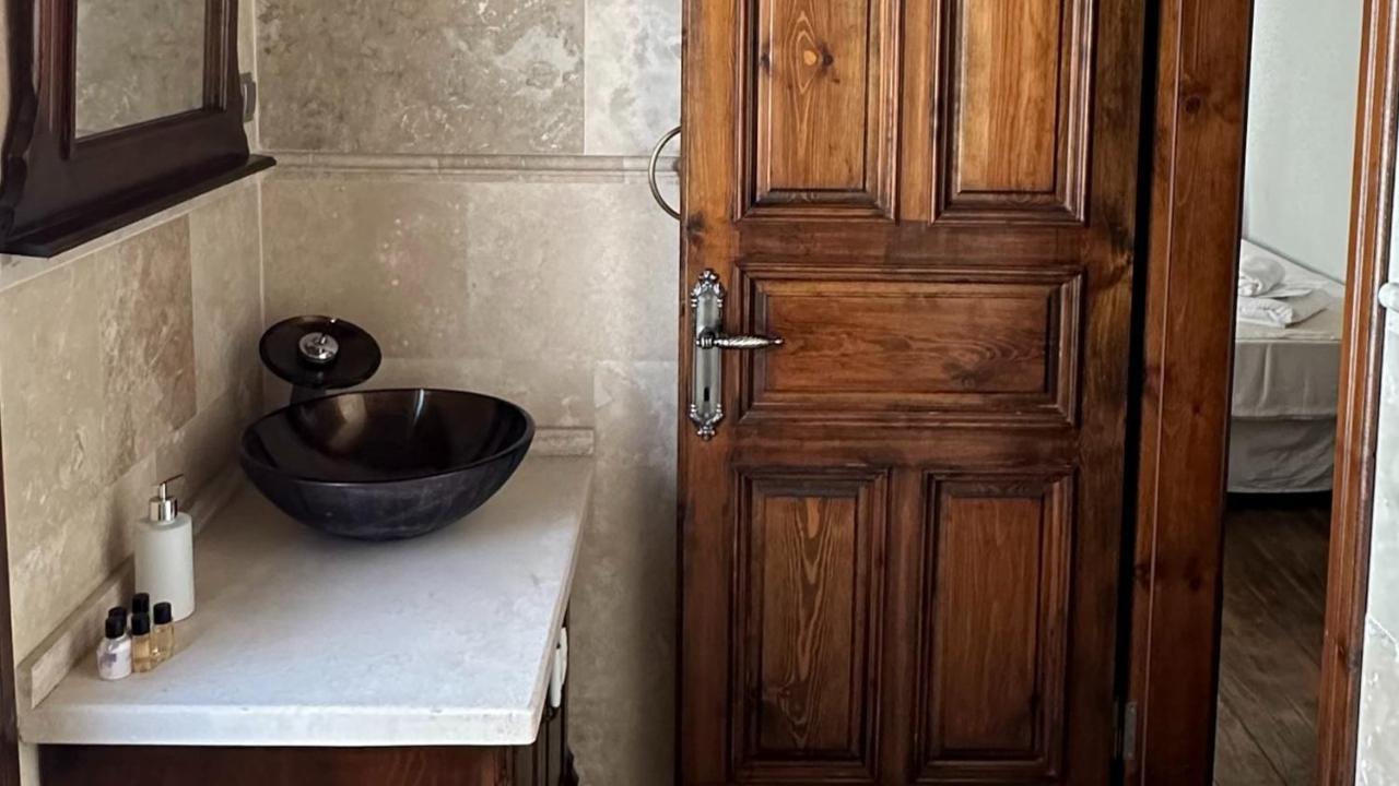 Cunda Konak Nazimaki Ayvalı Exteriör bild