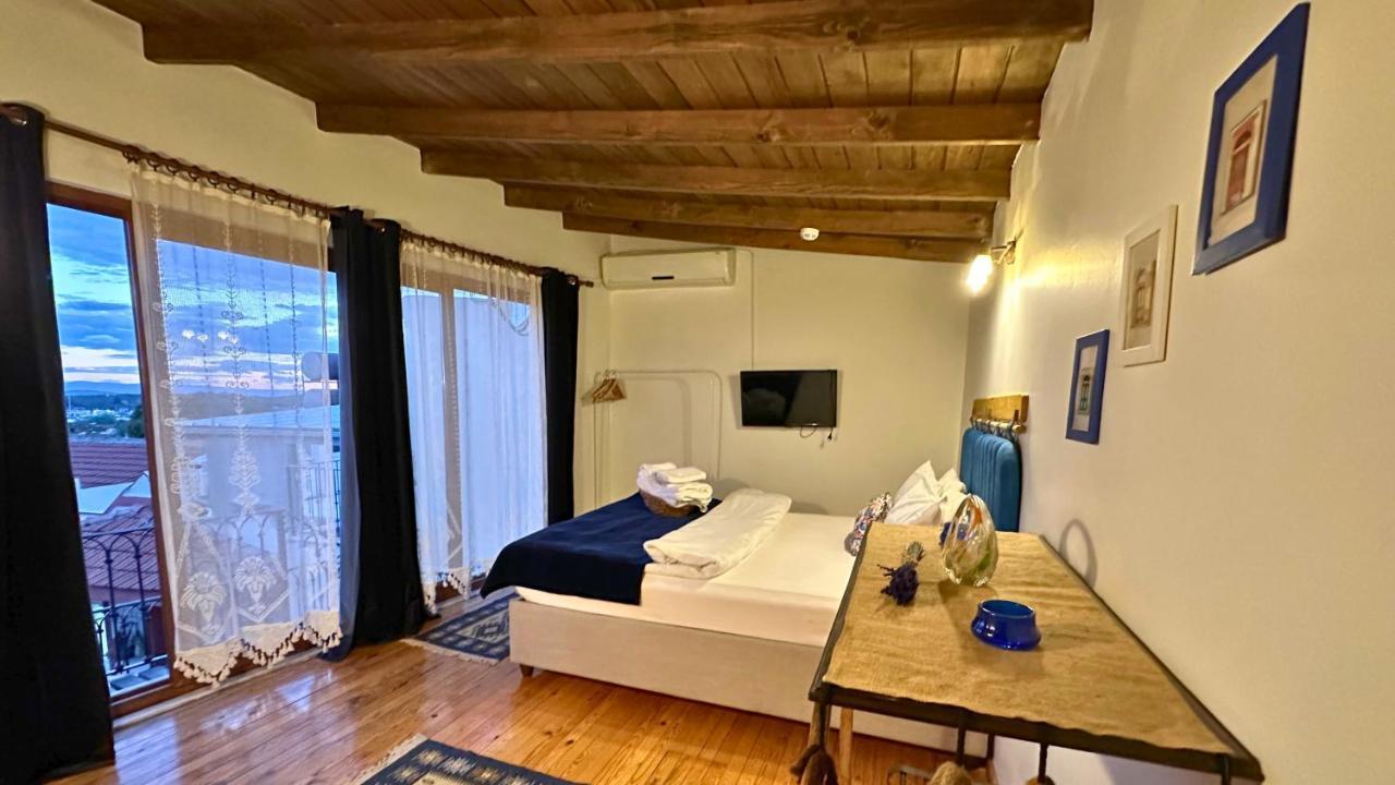 Cunda Konak Nazimaki Hotell Ayvalı Exteriör bild